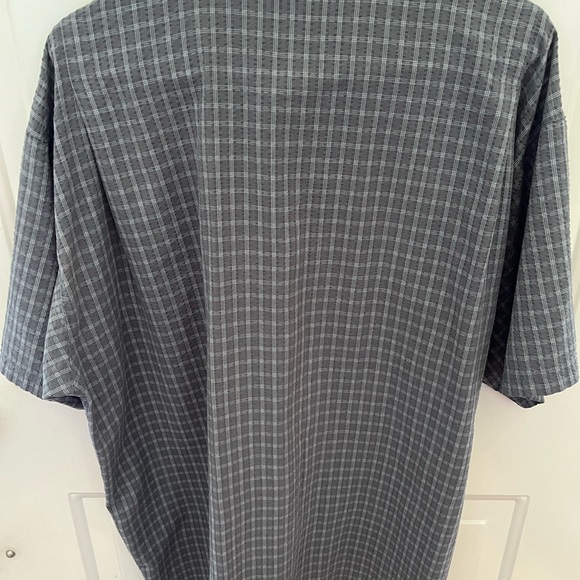 Men’s Patagonia Shirt-Size Large - Picture 2 of 3
